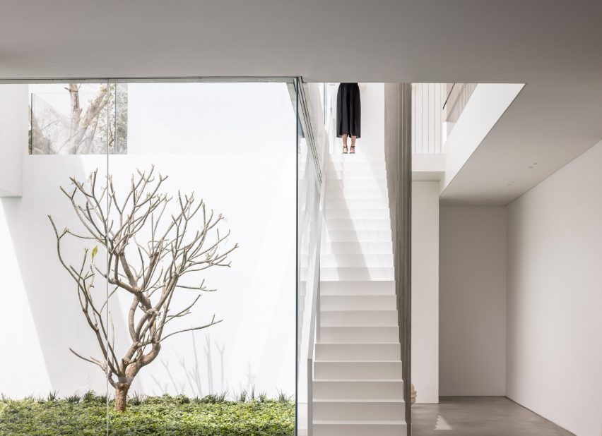 K House is a home in Tel Aviv that was designed by Pitsou Kedem