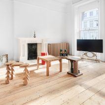 Living room in Pyton Place
