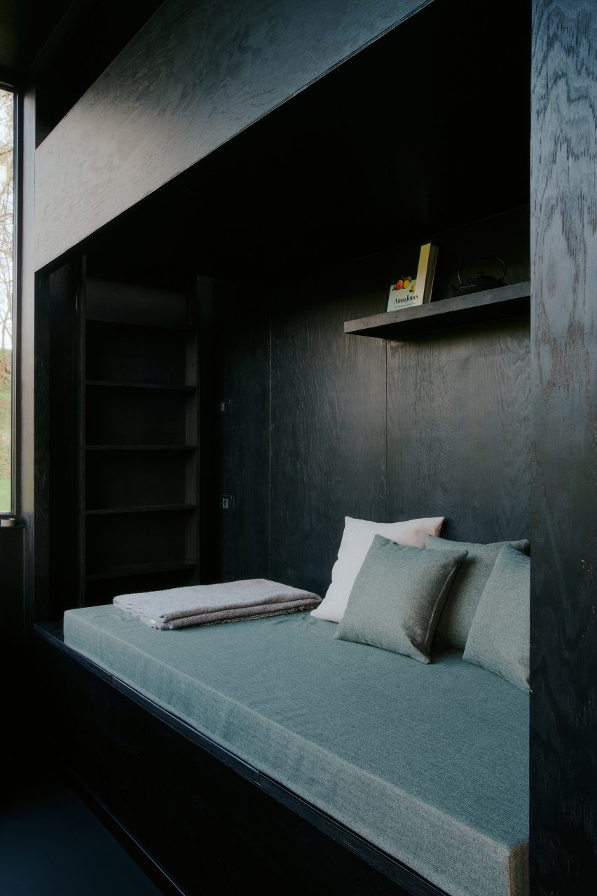 Raus cabin is a holiday cabin in Berlin that was designed by Sigurd Larsen