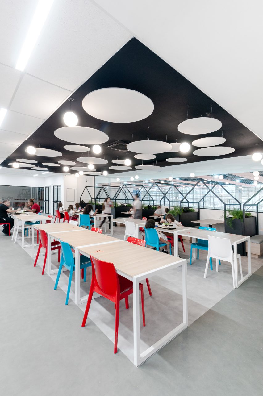Red House School by Studio Dlux