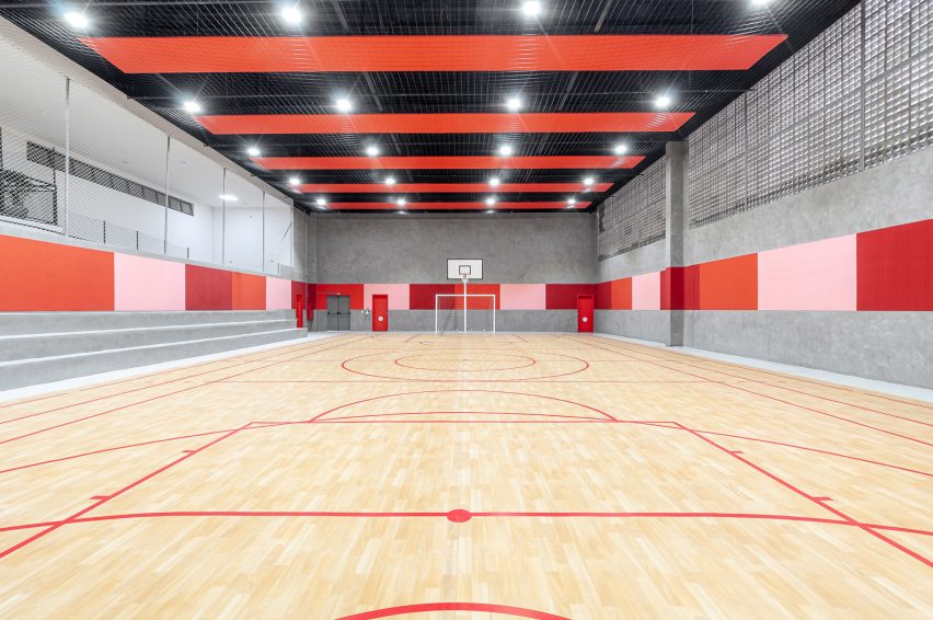 Red House School by Studio Dlux