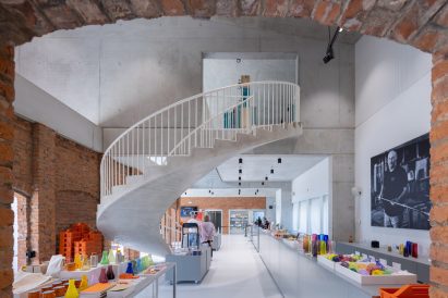 Gift shop at Site Verrier de Meisenthal with helical stair