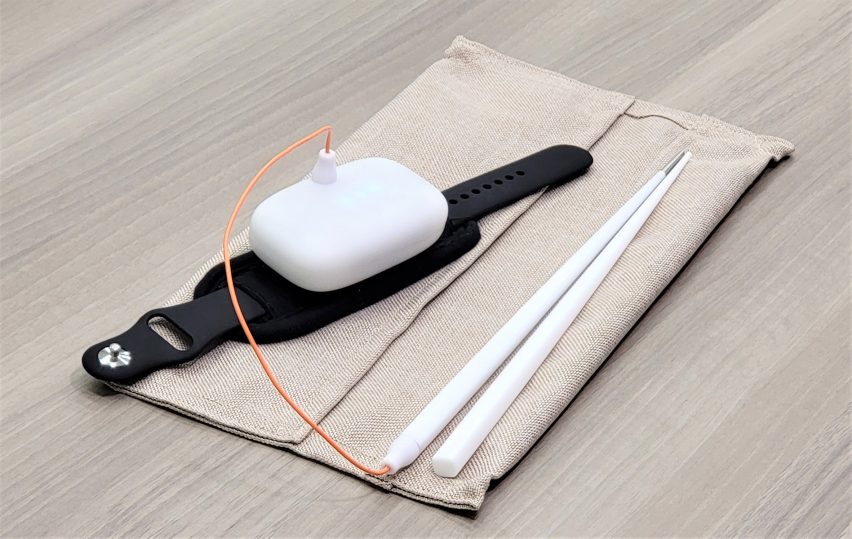 Taste-Adjusting Chopsticks on a napkin