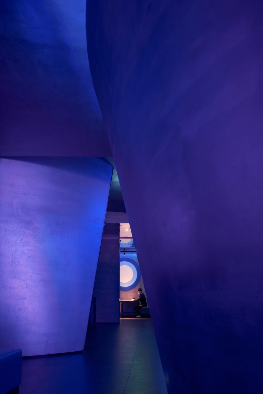 Curved partitions inside Taste of Dadong