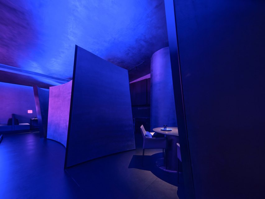 Curved partitions feature inside Shanghai's Taste of Dadong restaurant, designed by AD Architecture