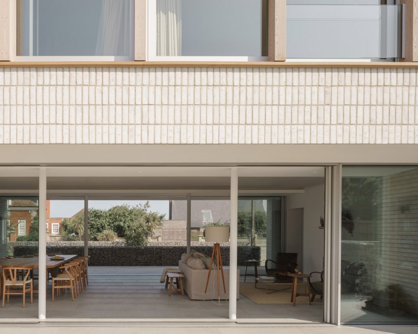Thorpeness Beach House by IF_DO