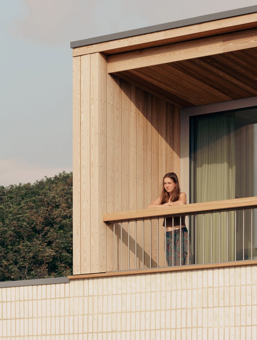 Thorpeness Beach House by IF_DO