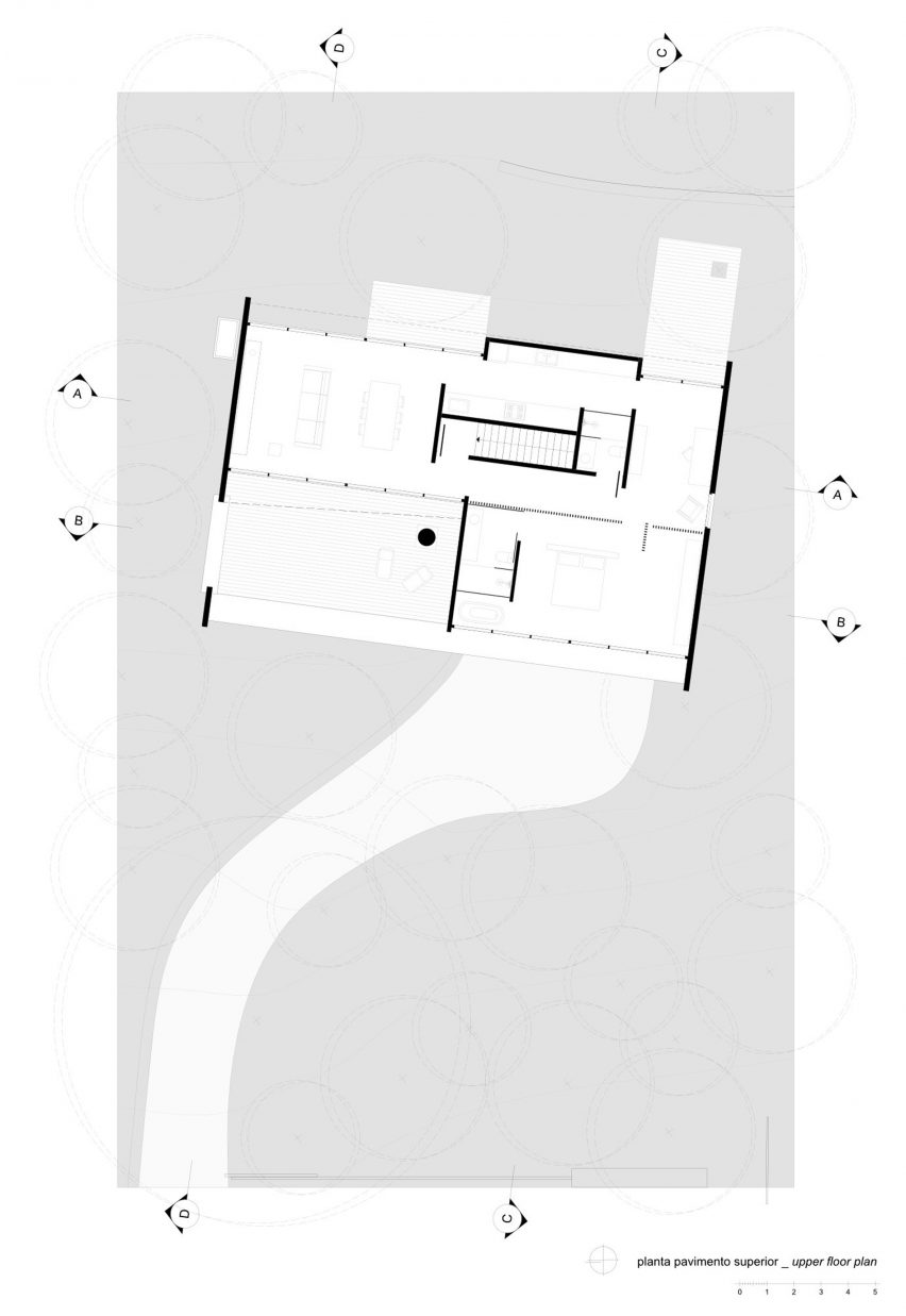 Upper floor plan