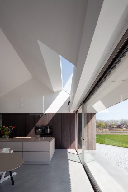 Open-plan kitchen diner at Villa K2