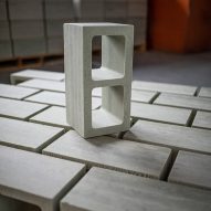 Biocomposite cinderblock