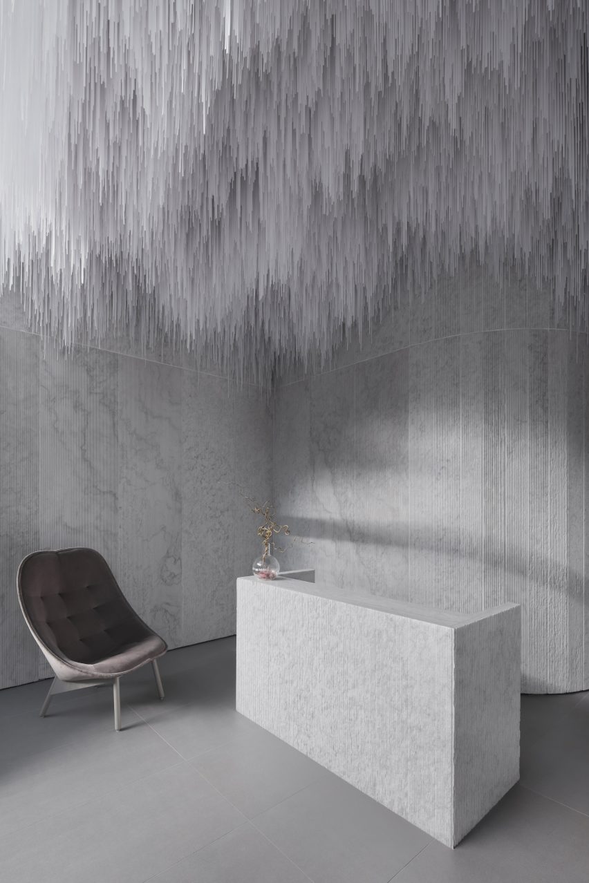 AER Skinlab in Vancour features stalactite-like ceiling installation