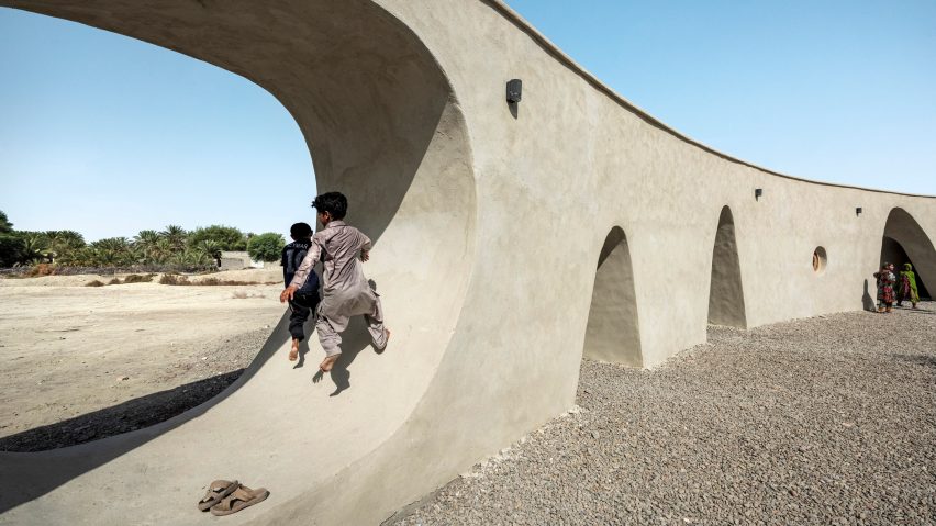 Jadgal Elementary School by DAAZ Office