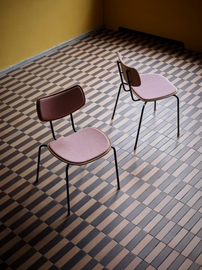 The VLA26 Vega chair by Vilhelm Lauritzen for Carl Hansen & Son