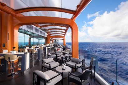 Magic Carpet cantilevered bar
