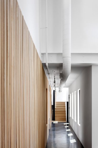 Entryway with white oak slats