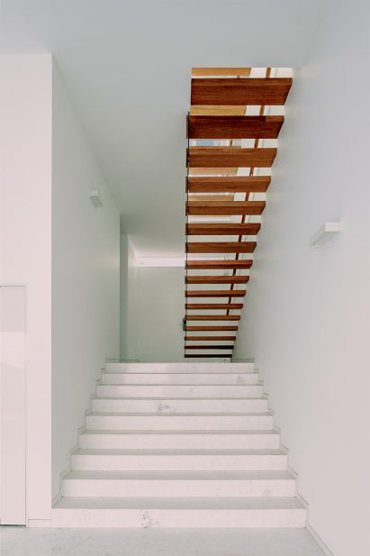 Cotaparedes Arquitectos staircase