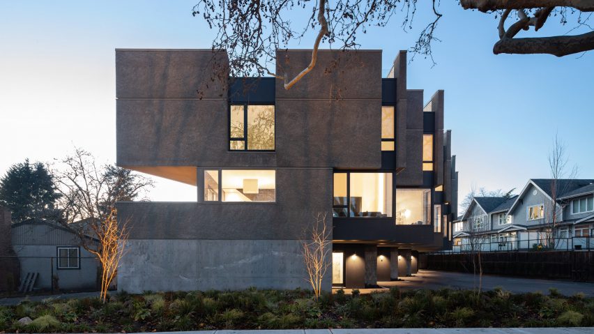 Pearl block exterior