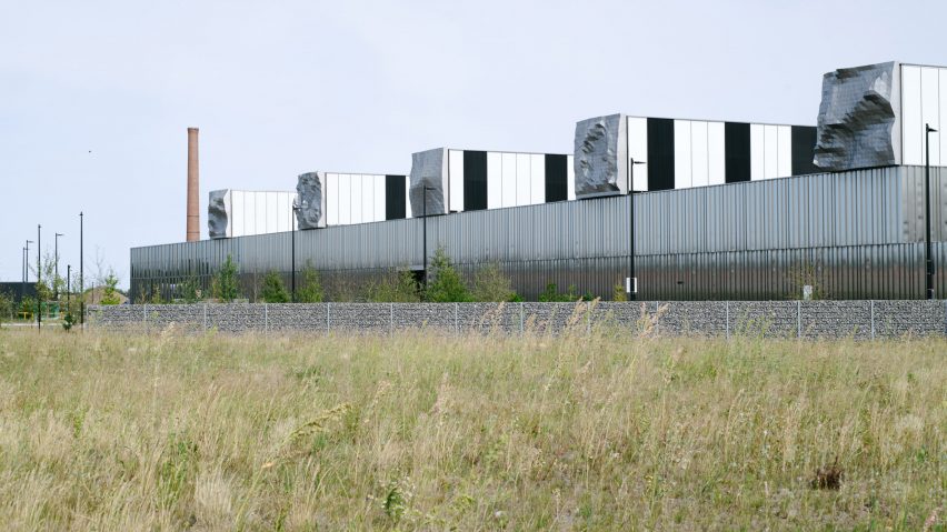 gh3 bus terminal exterior with smokestack