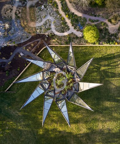 Aerial view of Glasshouse by Heatherwick Studio