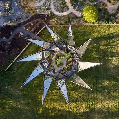 Aerial view of Glasshouse by Heatherwick Studio