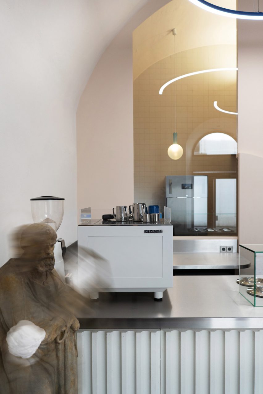 Ještě Jednu ice cream shop in Brno by Holky Rády Architekturu