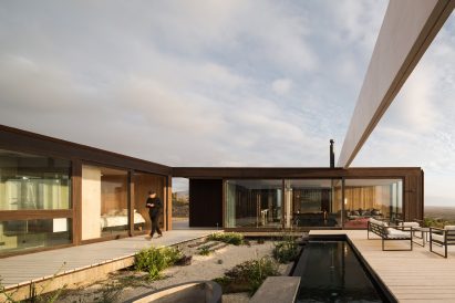 House by Juan Pablo Ureta