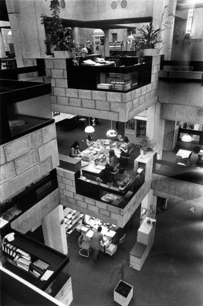 Interior image of the cubic volumes at Centraal Beheer