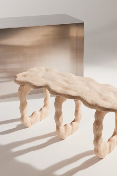Vride Bench by Anna Maria Ăfstedal Eng at Norwegian Presence
