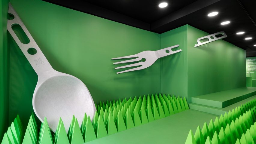 Occasional Object at Alessi 100-001