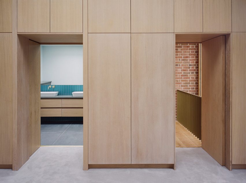 Interior of Pergola House by Will Gamble Architects