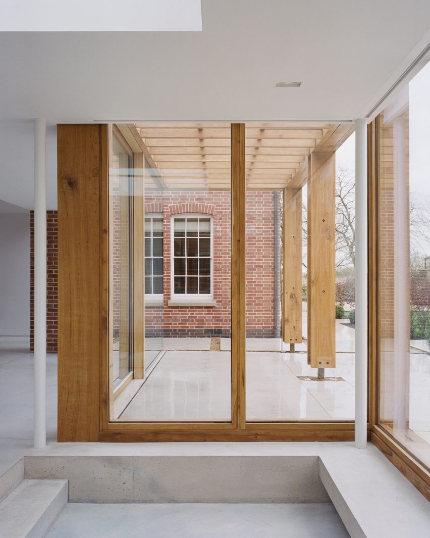 Interior of Pergola House by Will Gamble Architects