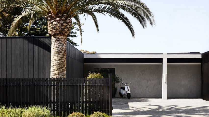 Front elevation of Canopy House and its driveway