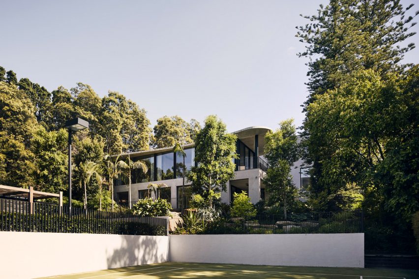 Canopy House is a concrete home that was designed by Powell and Glenn