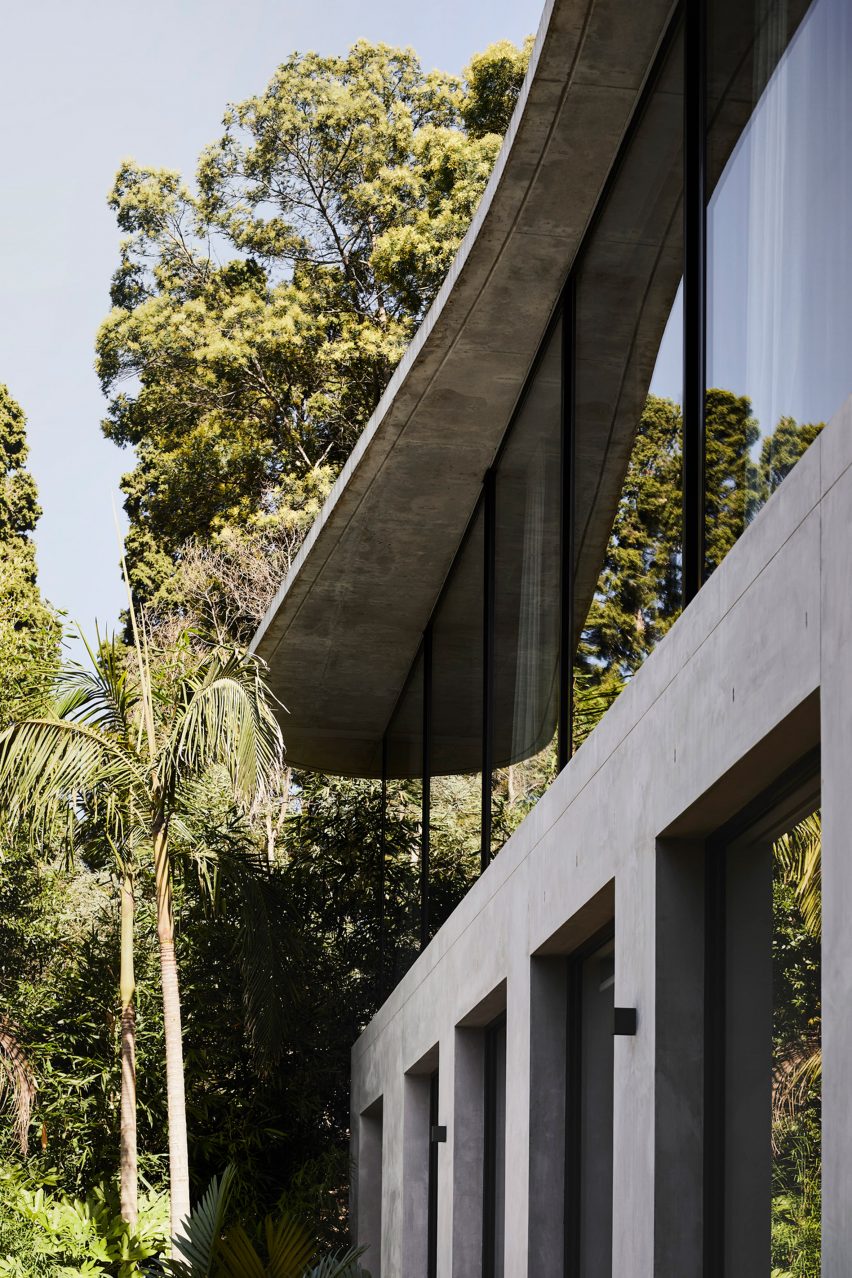 Canopy House is a concrete home that was designed by Powell and Glenn