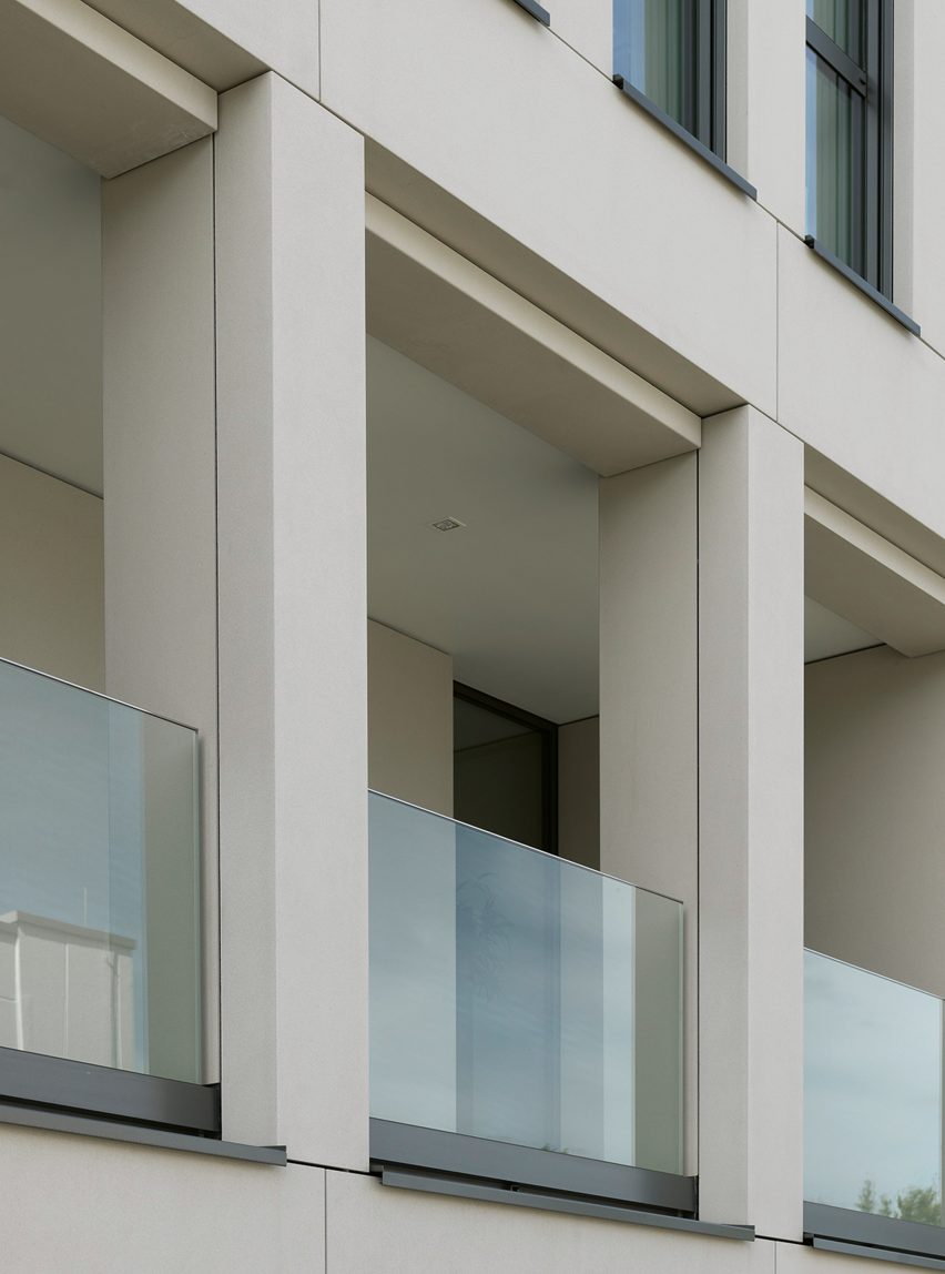 Aachen office building by NBP Architekten with facade by Rieder