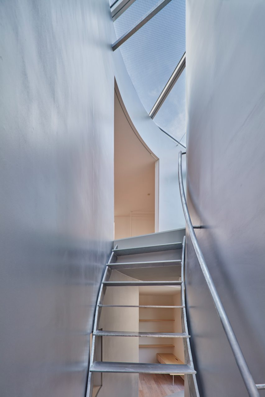 Interior of Scenery Scooping House by Not Architects Studio
