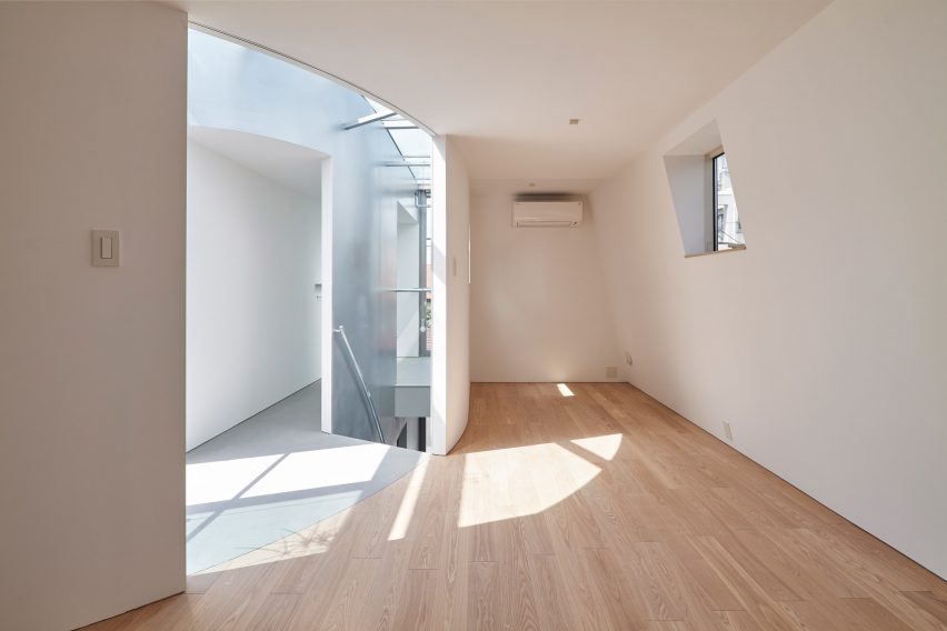 Interior of Scenery Scooping House by Not Architects Studio