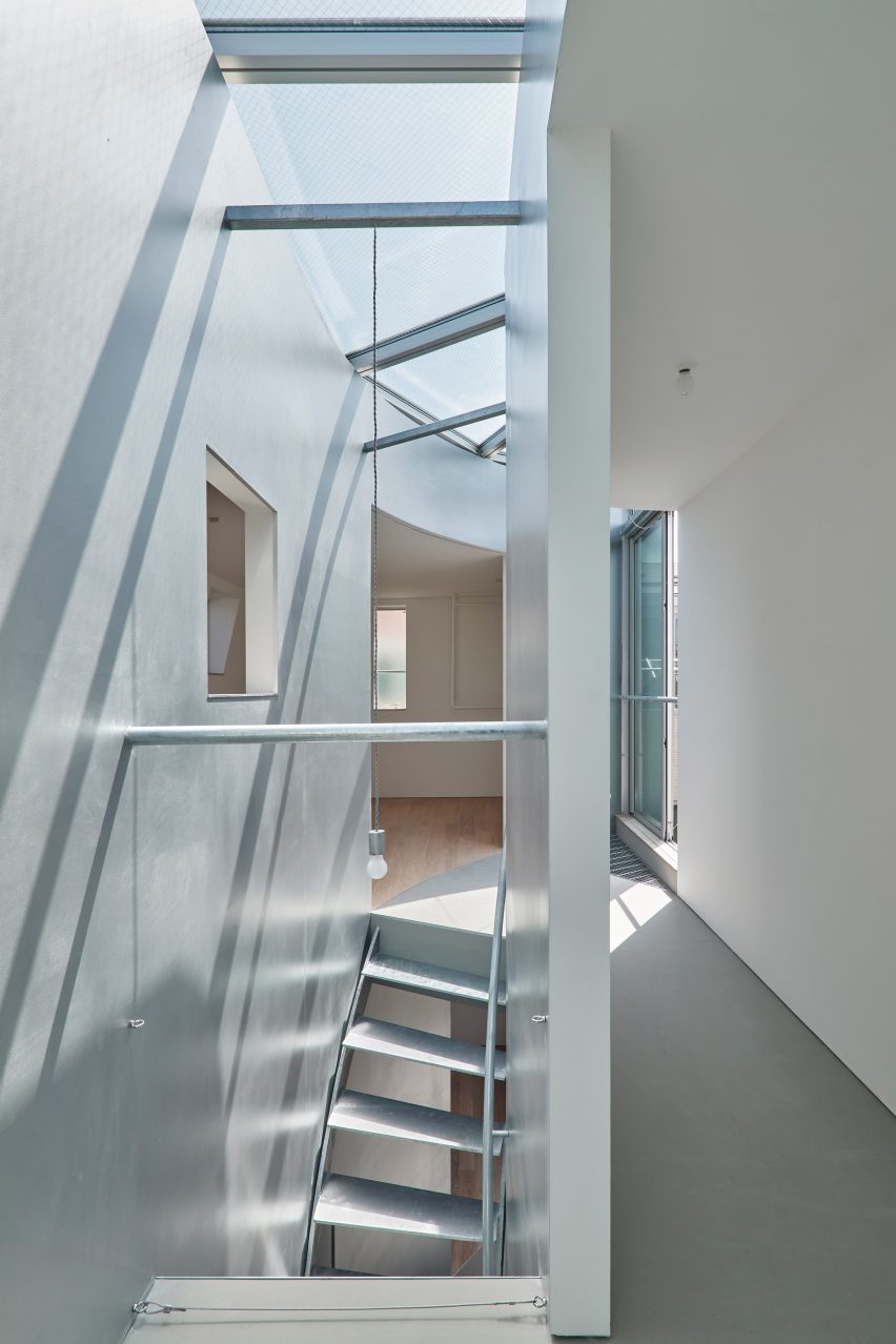 Interior of Scenery Scooping House by Not Architects Studio