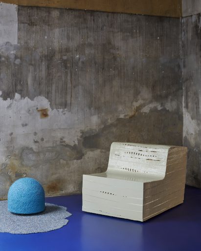 Foam seat and stool made from silicone