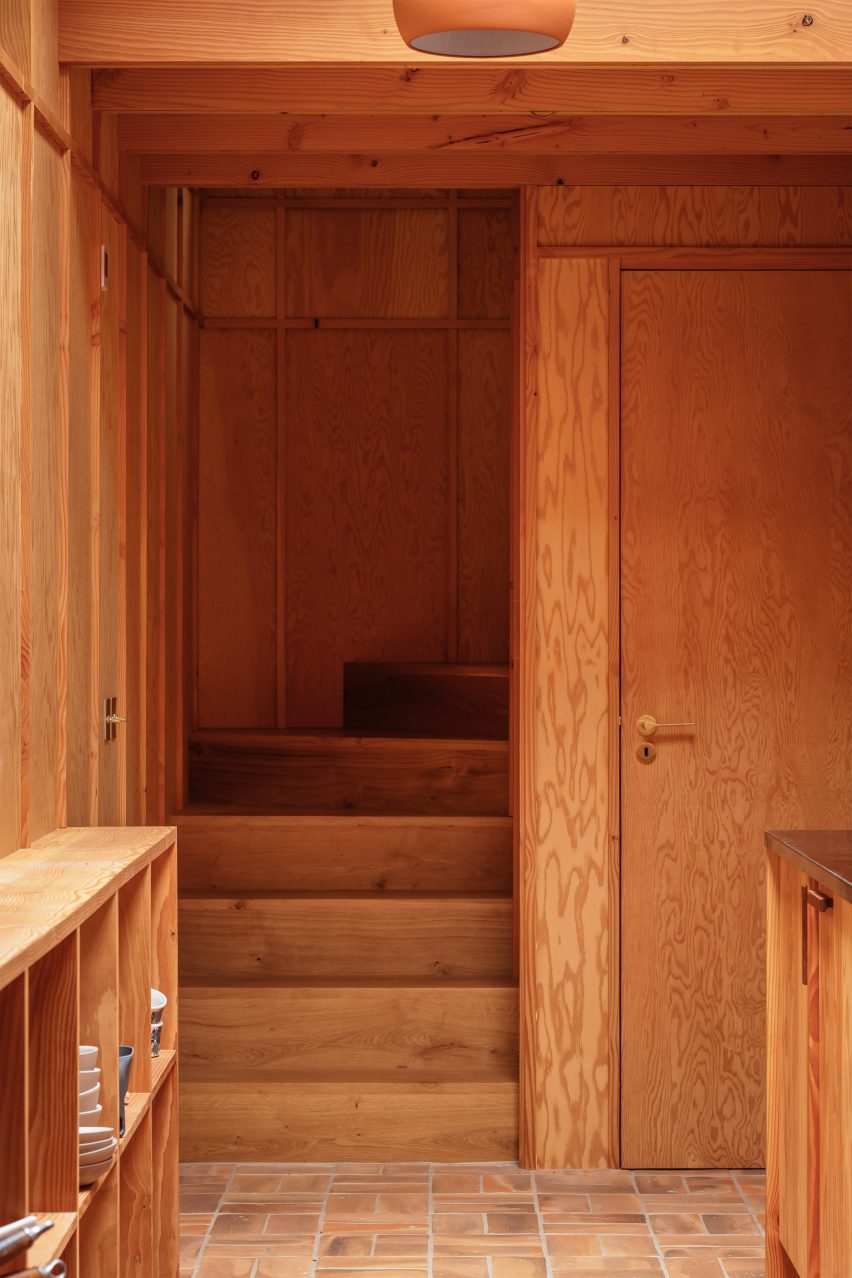 Interior of Made of Sand extension by Studio Weave