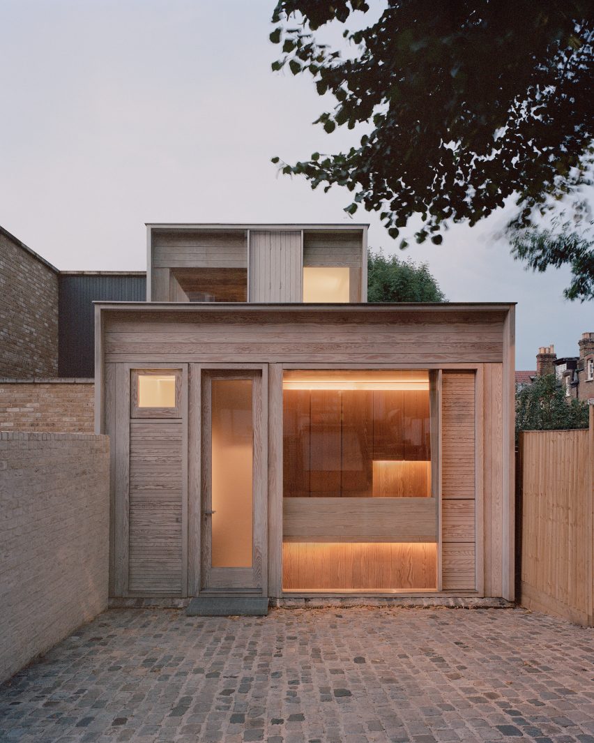 Exterior of Wembury Mews house by Russell Jones
