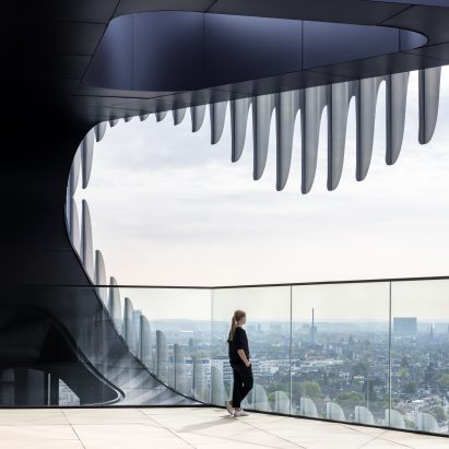 The Zipper by Lars Gruber Architekturfotografie