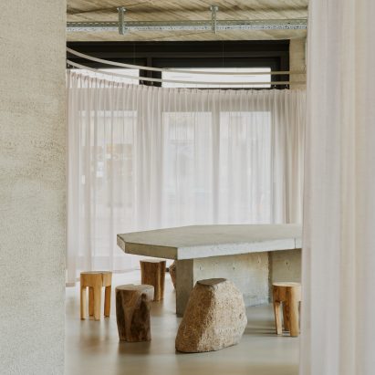 Rosenthaler 69 by Vaust Studio