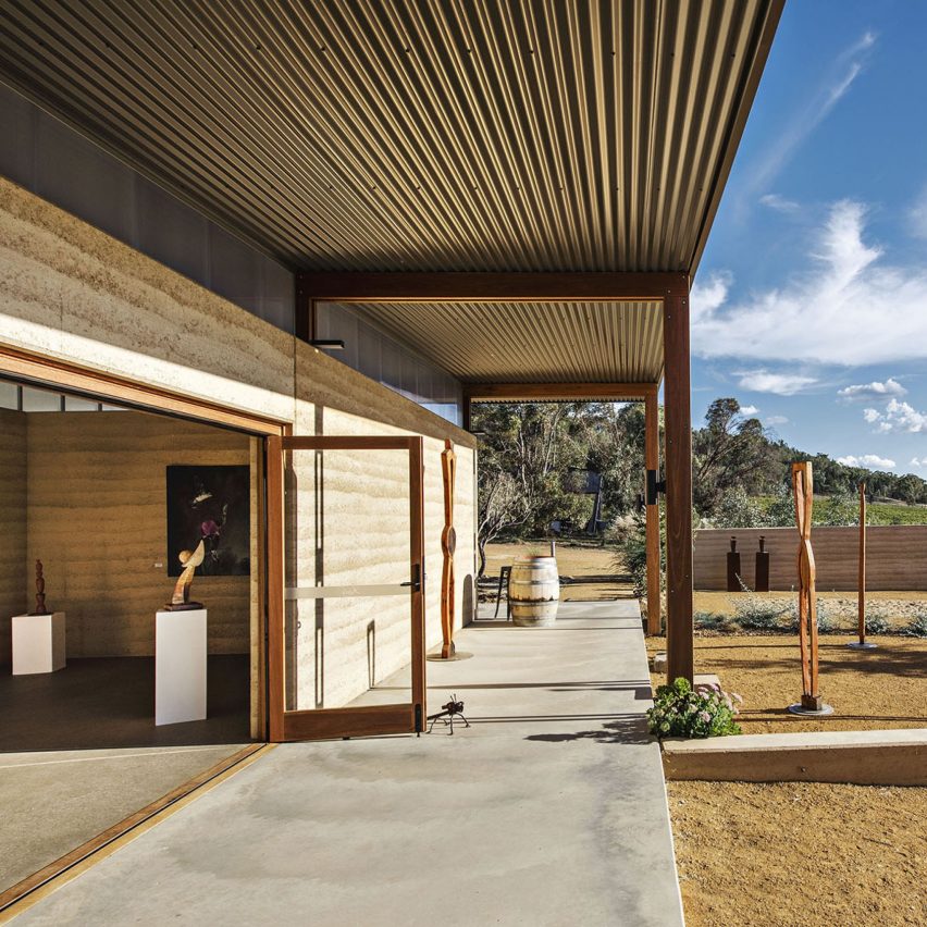 Rosby Cellar Door and Gallery