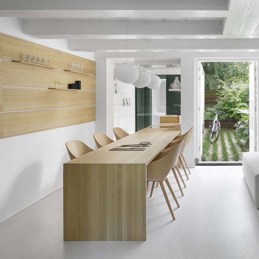 Canal House by i29