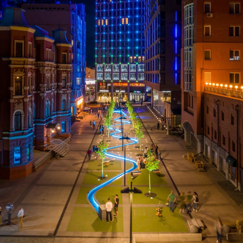Boulevard on Pivdenna Street by Expolight