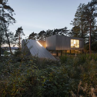 Villa Grieg by Saunders Architecture