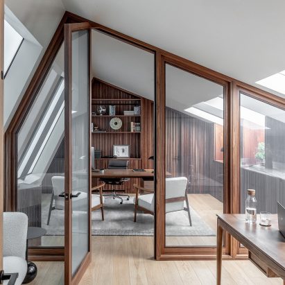 The Mews Office by De Rosee Sa