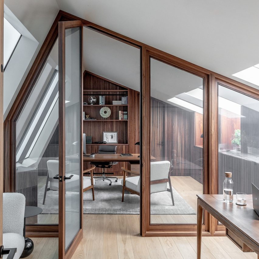 The Mews Office by De Rosee Sa
