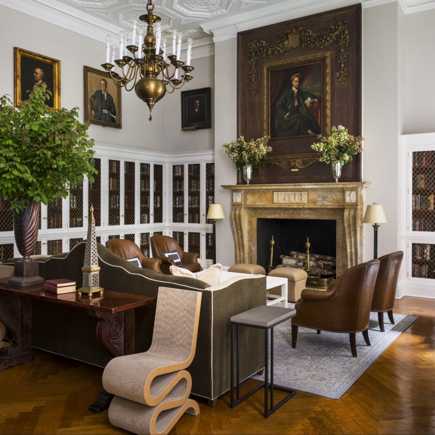 A photograph of a interior designed by BHDM Design